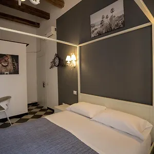 Mani Affittacamere Cagliari
